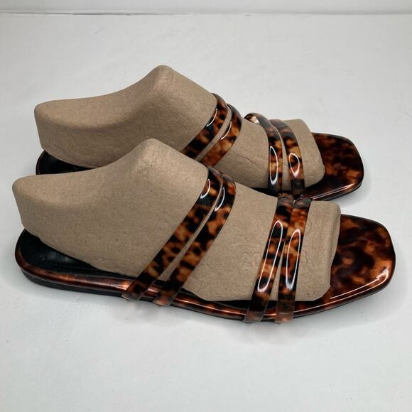 Lulu's Tortoise Vinyl Slide Flats Sandals Size 6 - Picture 2 of 7